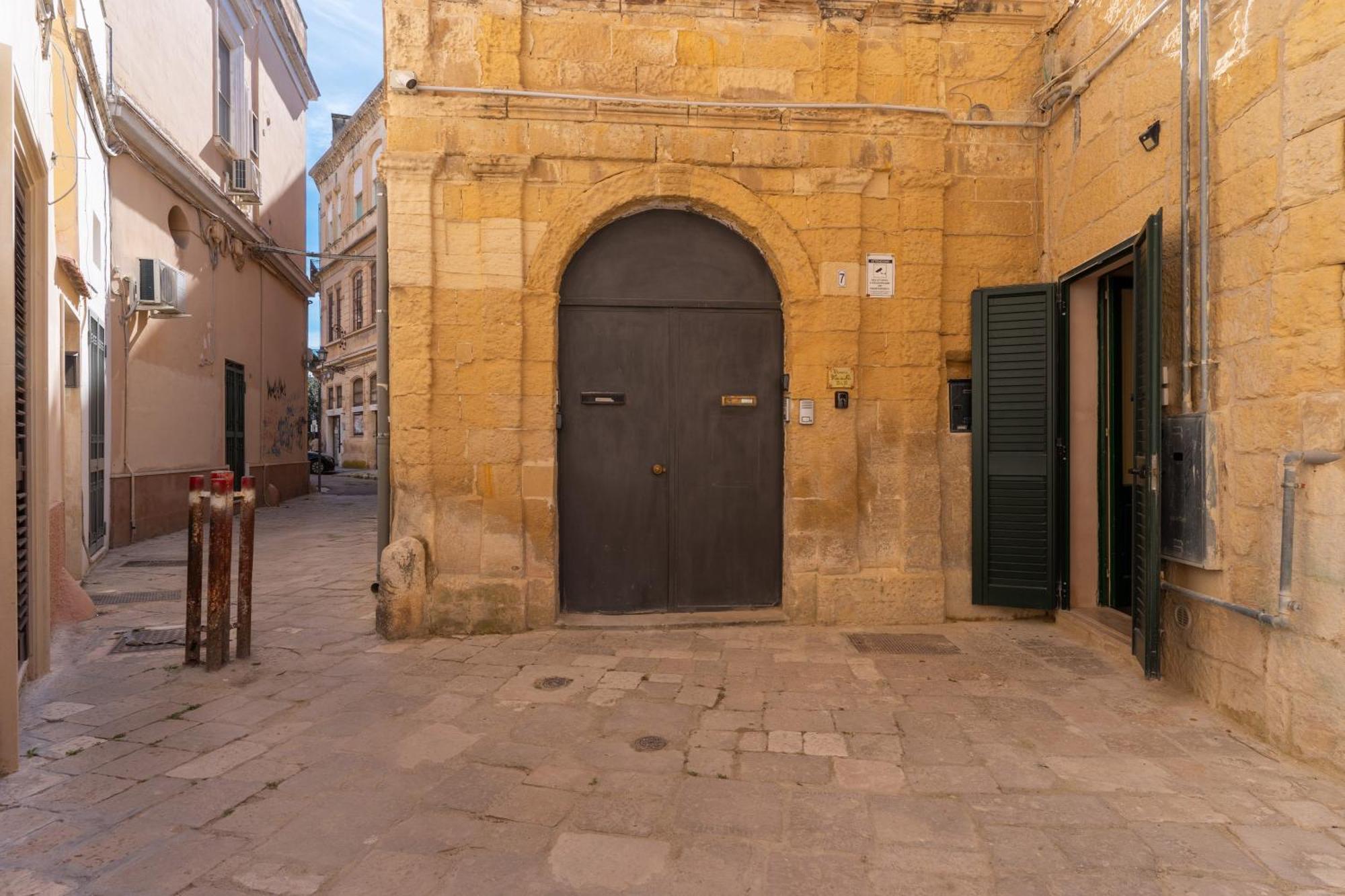 Vico5 Daire Lecce Dış mekan fotoğraf